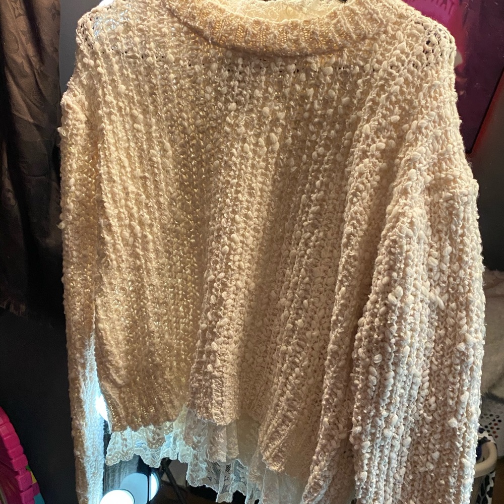 Boutique Sweater w/ lace trim *BNWT*